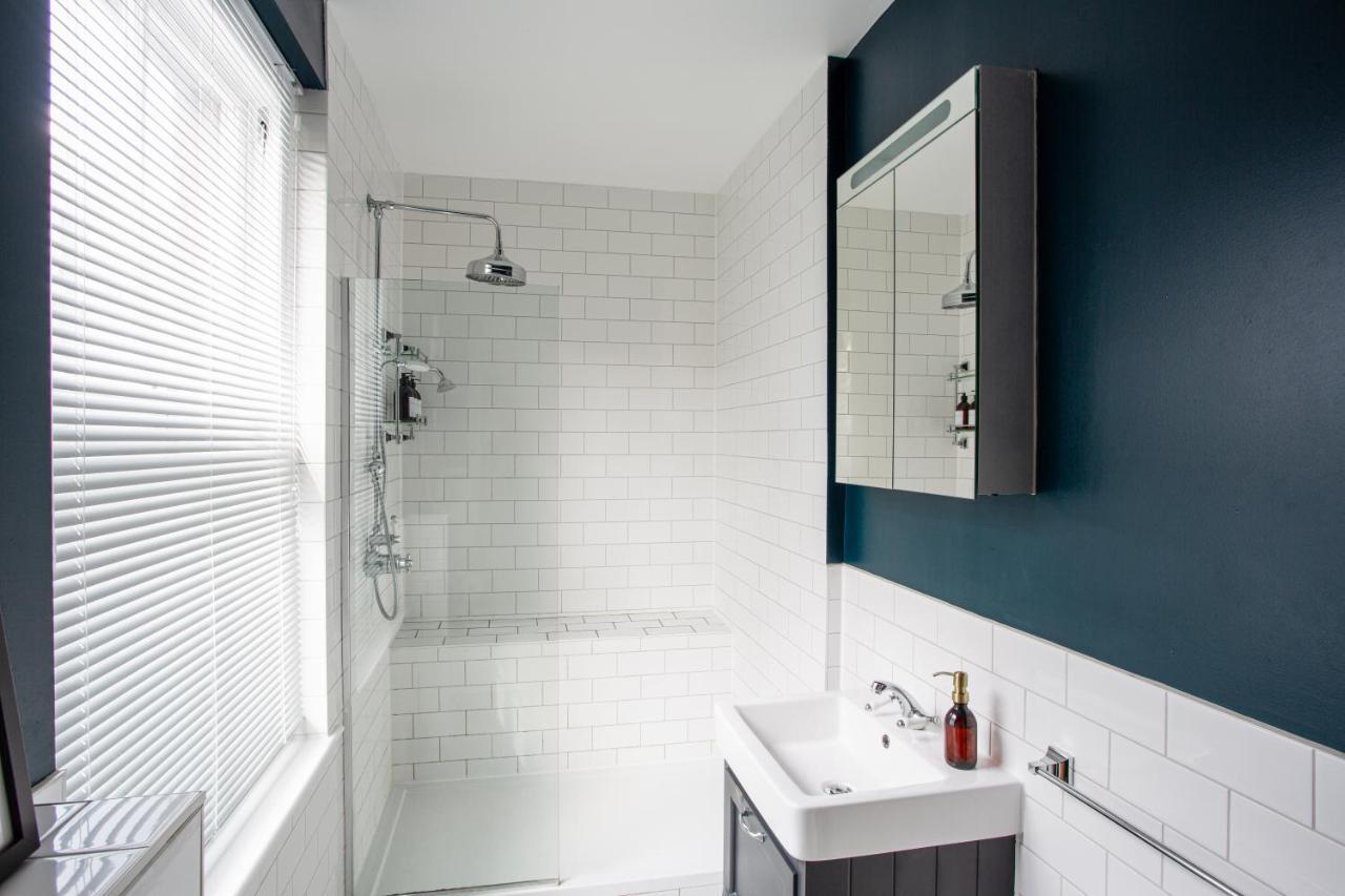 Eden Grove - Islington - Studio Apartment London Exteriör bild